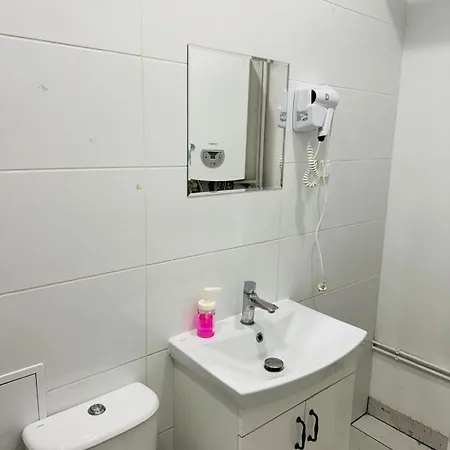 Lilia House Hostel