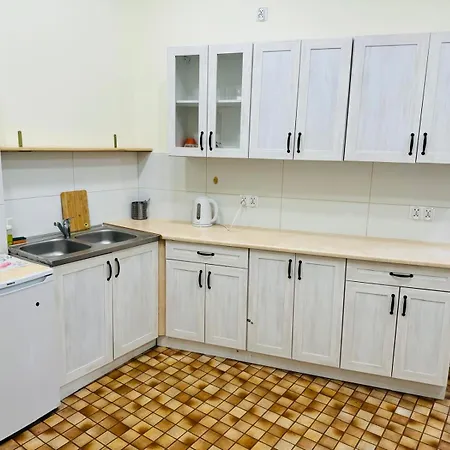 Hostel Lilia House *