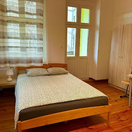 Hostel Lilia House