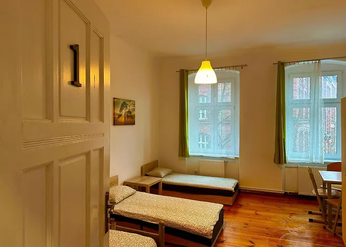 Hostel Lilia House *